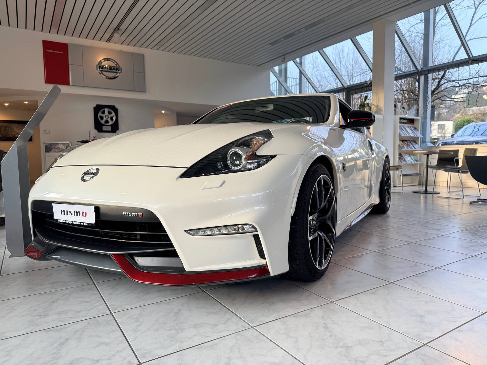 NISSAN 370 Z Coupé 3.7 V6 24V Nismo, Essence, Occasion / Utilisé, Manuelle - 2