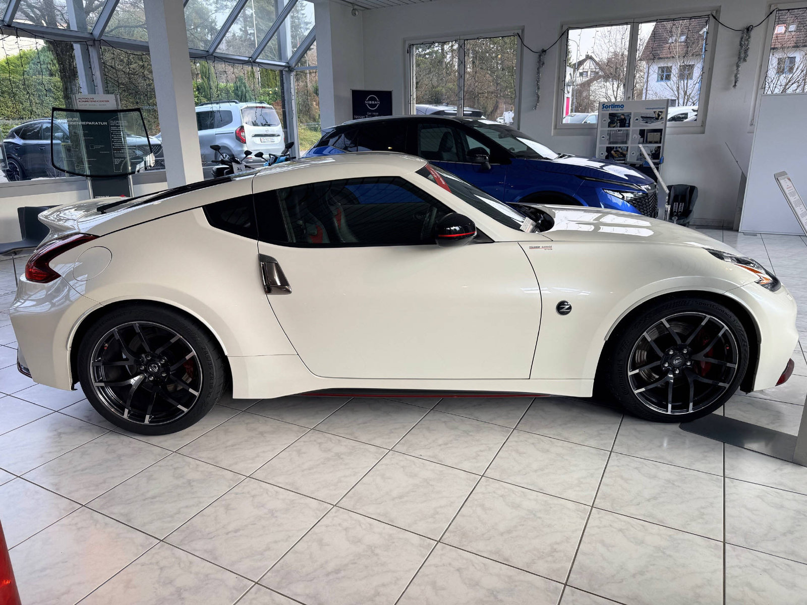 NISSAN 370 Z Coupé 3.7 V6 24V Nismo, Essence, Occasion / Utilisé, Manuelle - 4