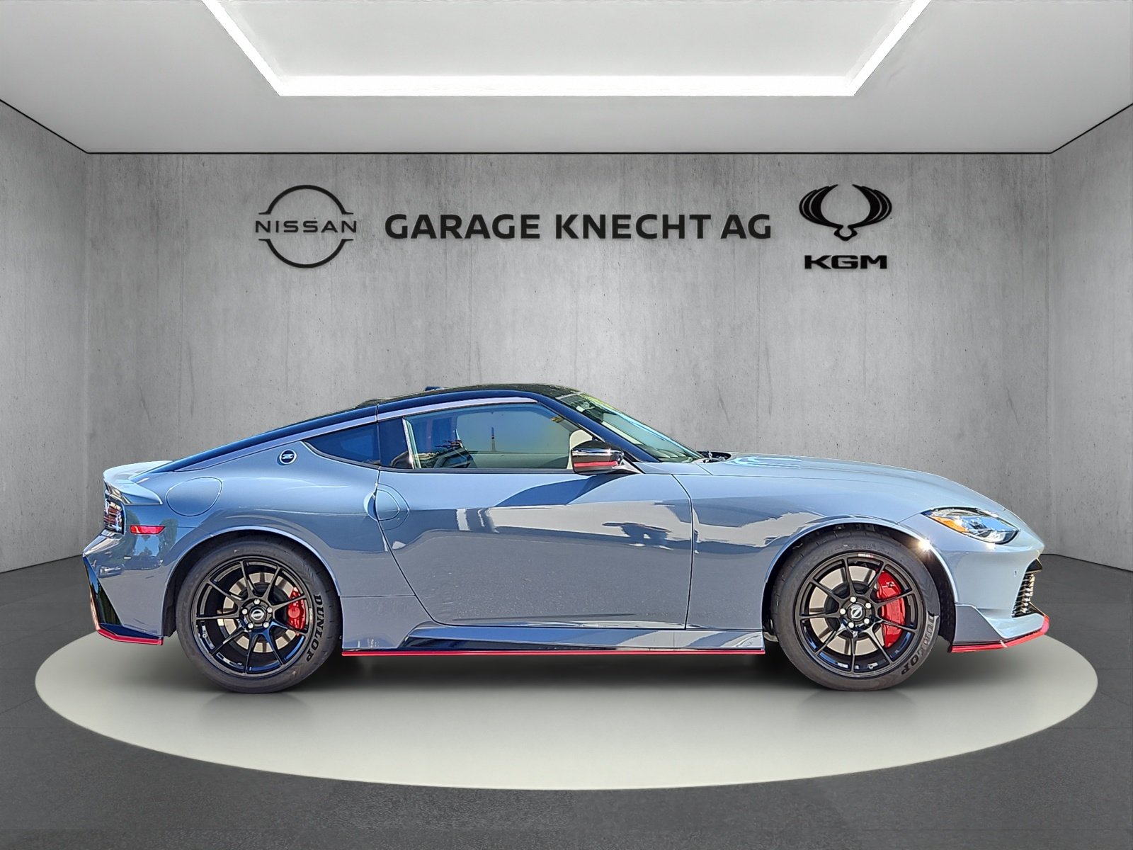 NISSAN Z Nismo