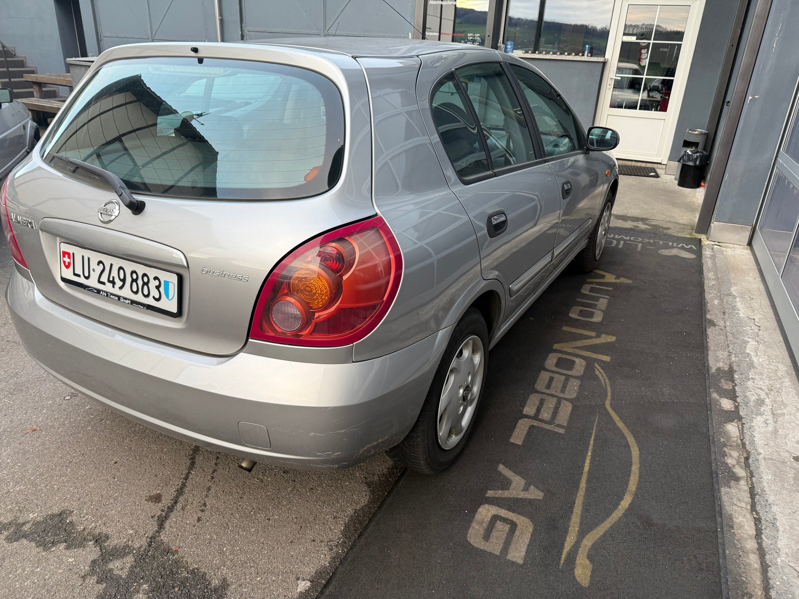 NISSAN ALMERA, Benzin, Occasion / Gebraucht, Automat - 3
