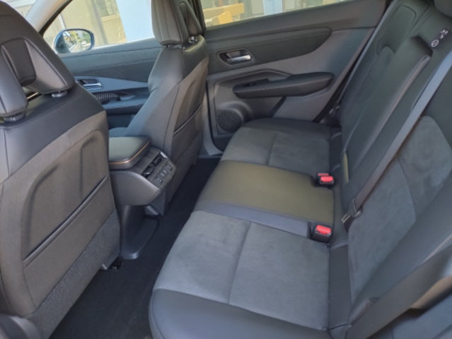 NISSAN Ariya 87 kWh Evolve Allrad, Elektro, Automatik - 7