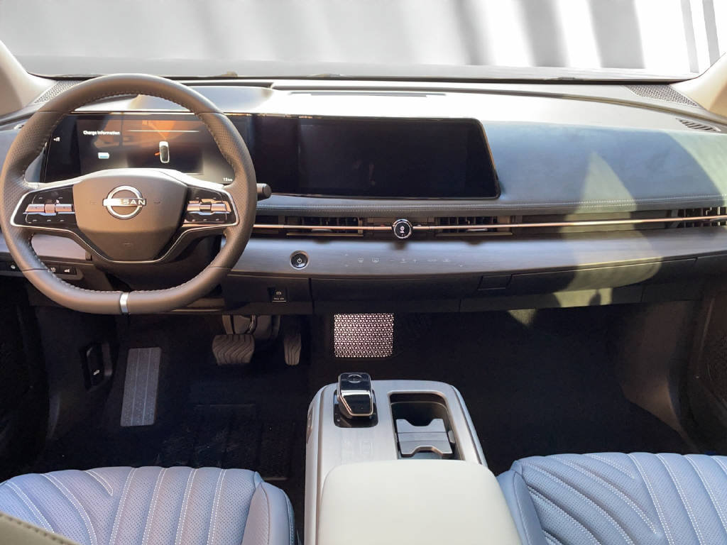 NISSAN Ariya Evolve e-4orce, Elektro, Neuwagen, Automatik - 5