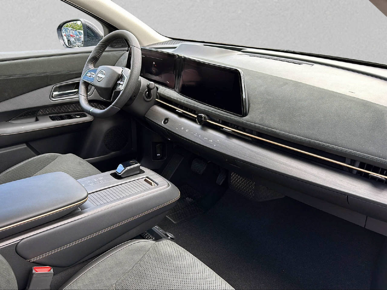 NISSAN Ariya Evolve 87 Kwh 242 PS, Elektro, Occasion / Gebraucht, Automatik - 6