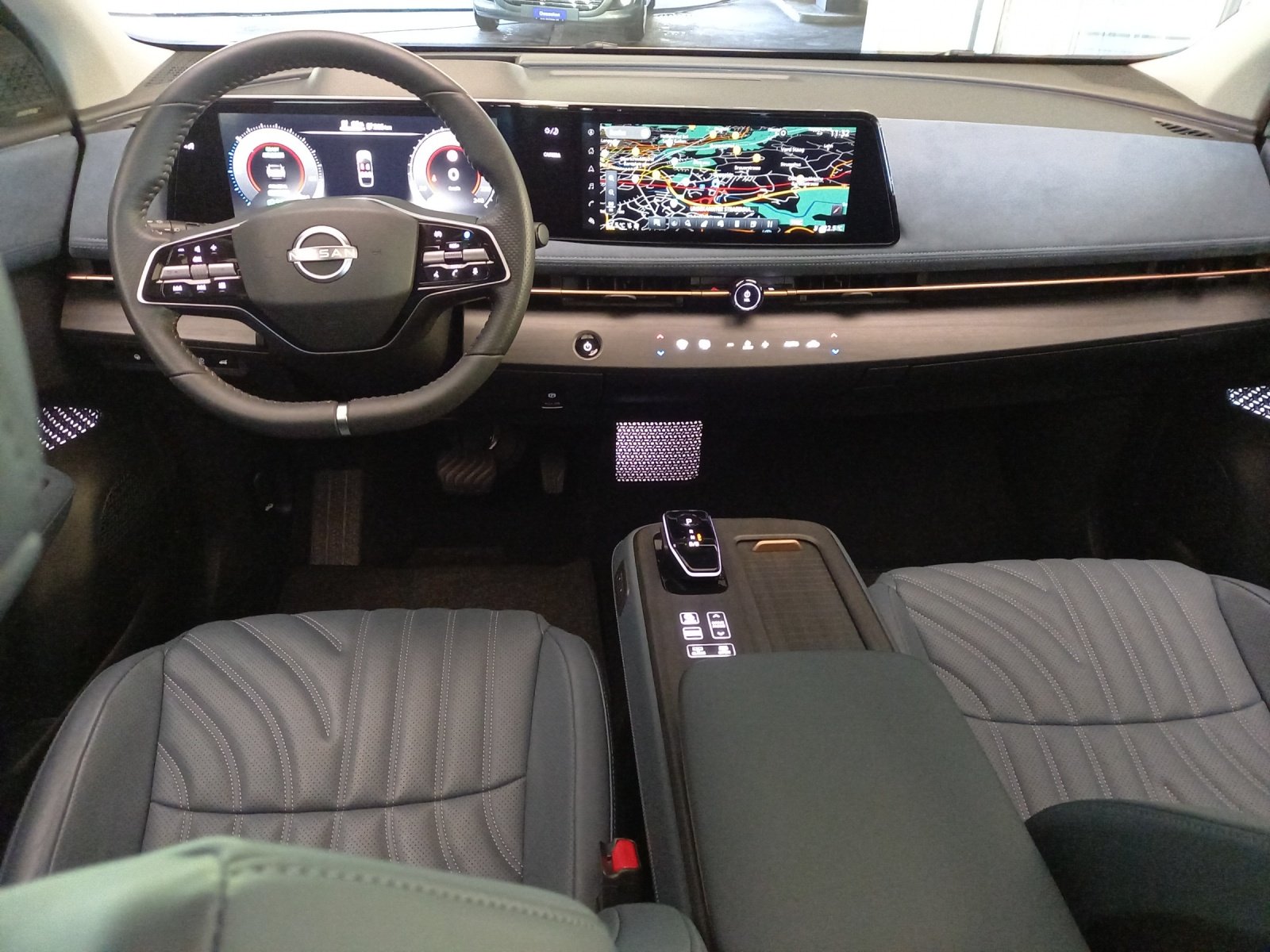NISSAN Ariya Evolve, Elektro, Vorführwagen, Automatik - 7