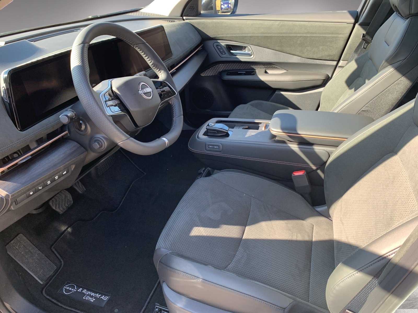 NISSAN Ariya Evolve e-4orce, Elektro, Vorführwagen, Automatik - 6