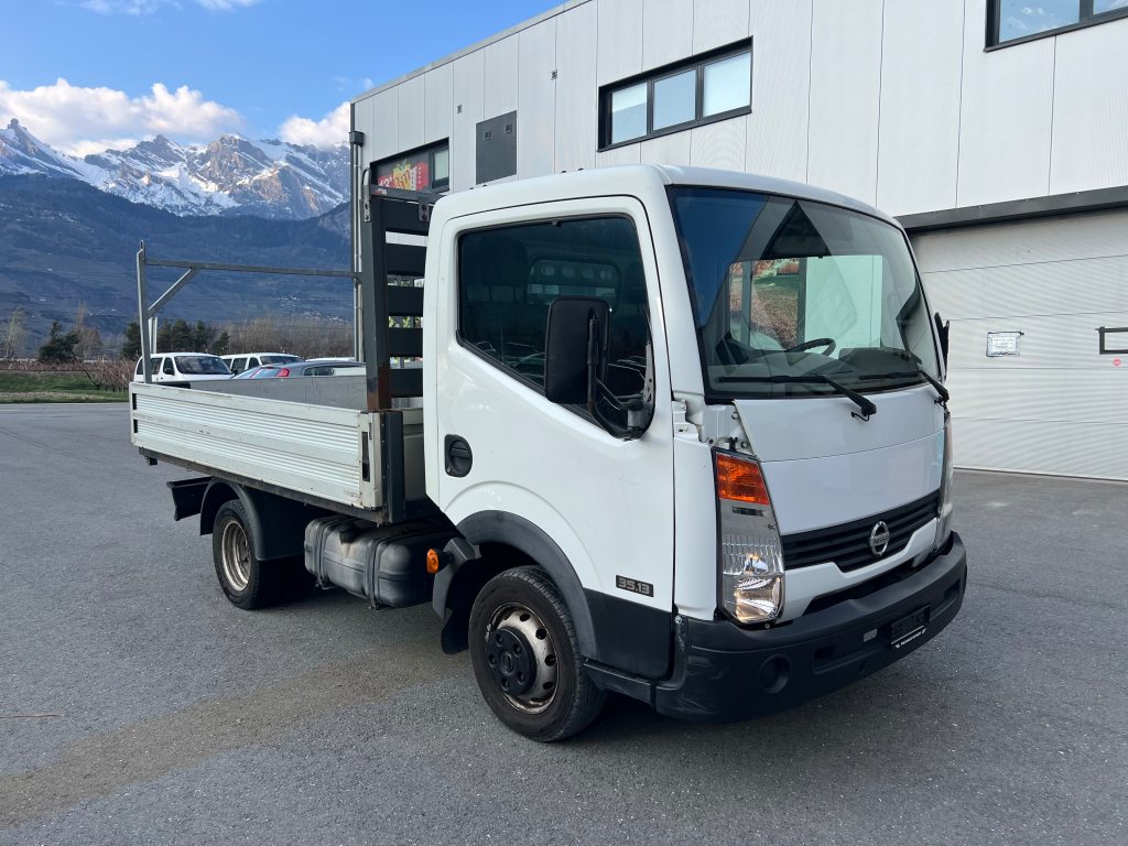 NISSAN CABSTAR 2.5 T 130 Pro, Diesel, Occasioni / Usate, Manuale - 2