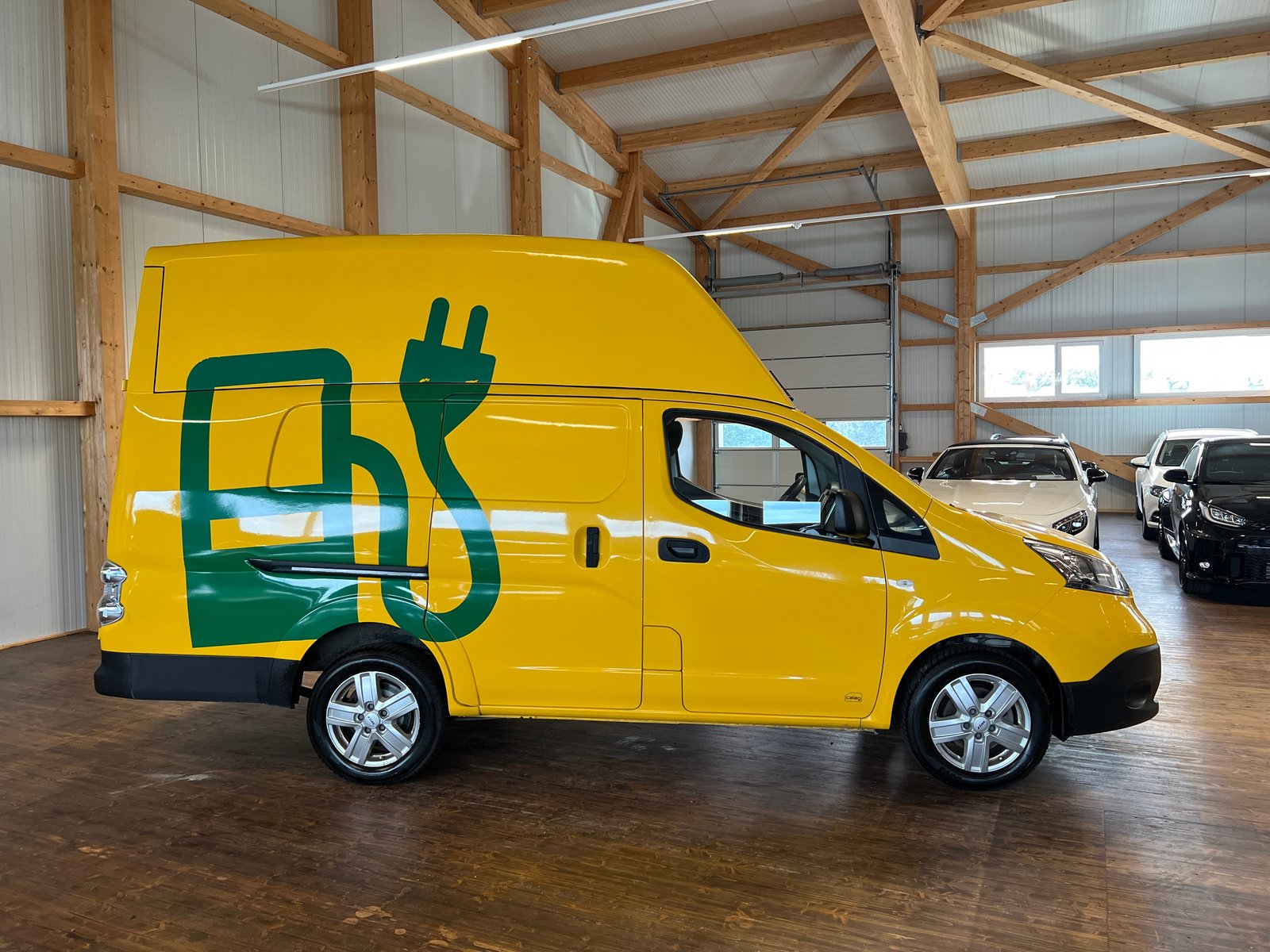 NISSAN e-NV200 Pro, Electric, Second hand / Used, Automatic - 4