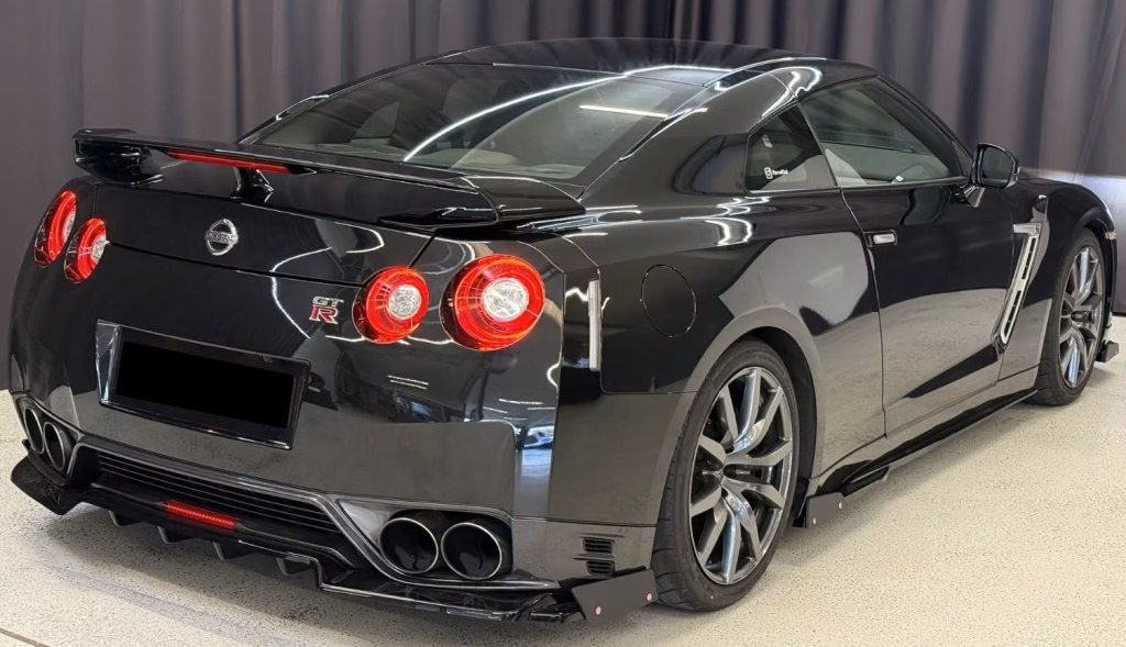 NISSAN GT-R 3.8 V6 Biturbo Black Edition, Petrol, Second hand / Used, Automatic - 4