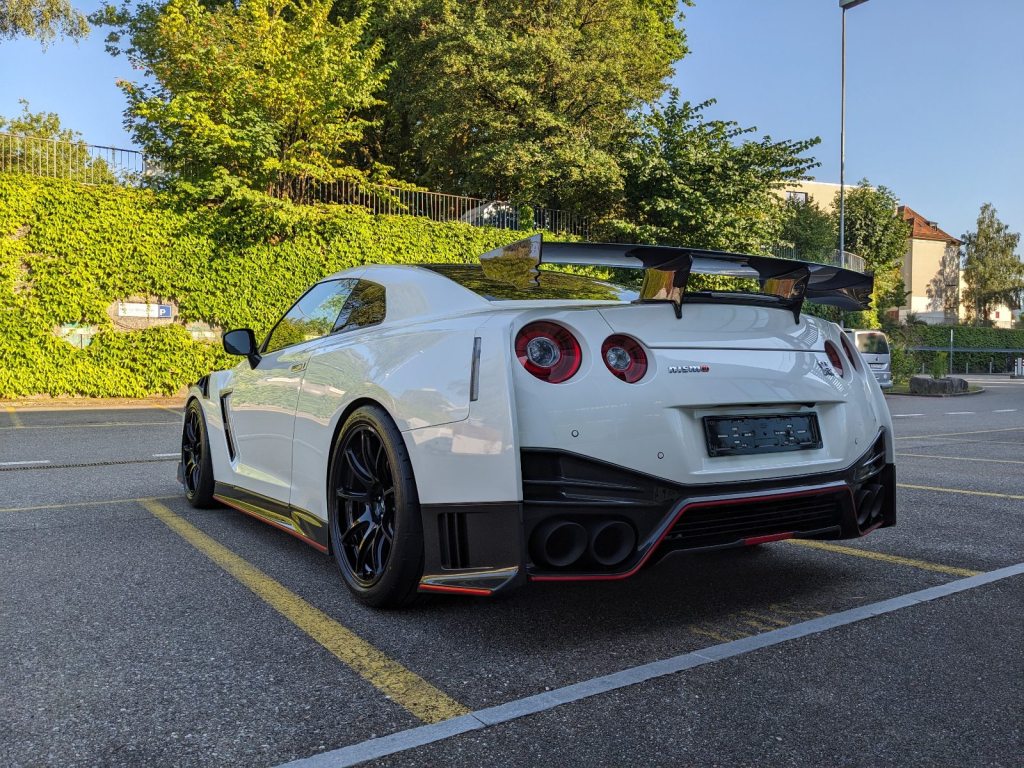NISSAN GT-R 3.8 V6 BiT Nismo