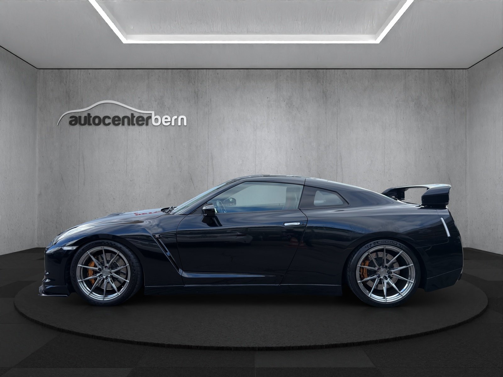 NISSAN GT-R 3.8 V6 Biturbo, Benzin, Occasion / Gebraucht, Automatik - 4