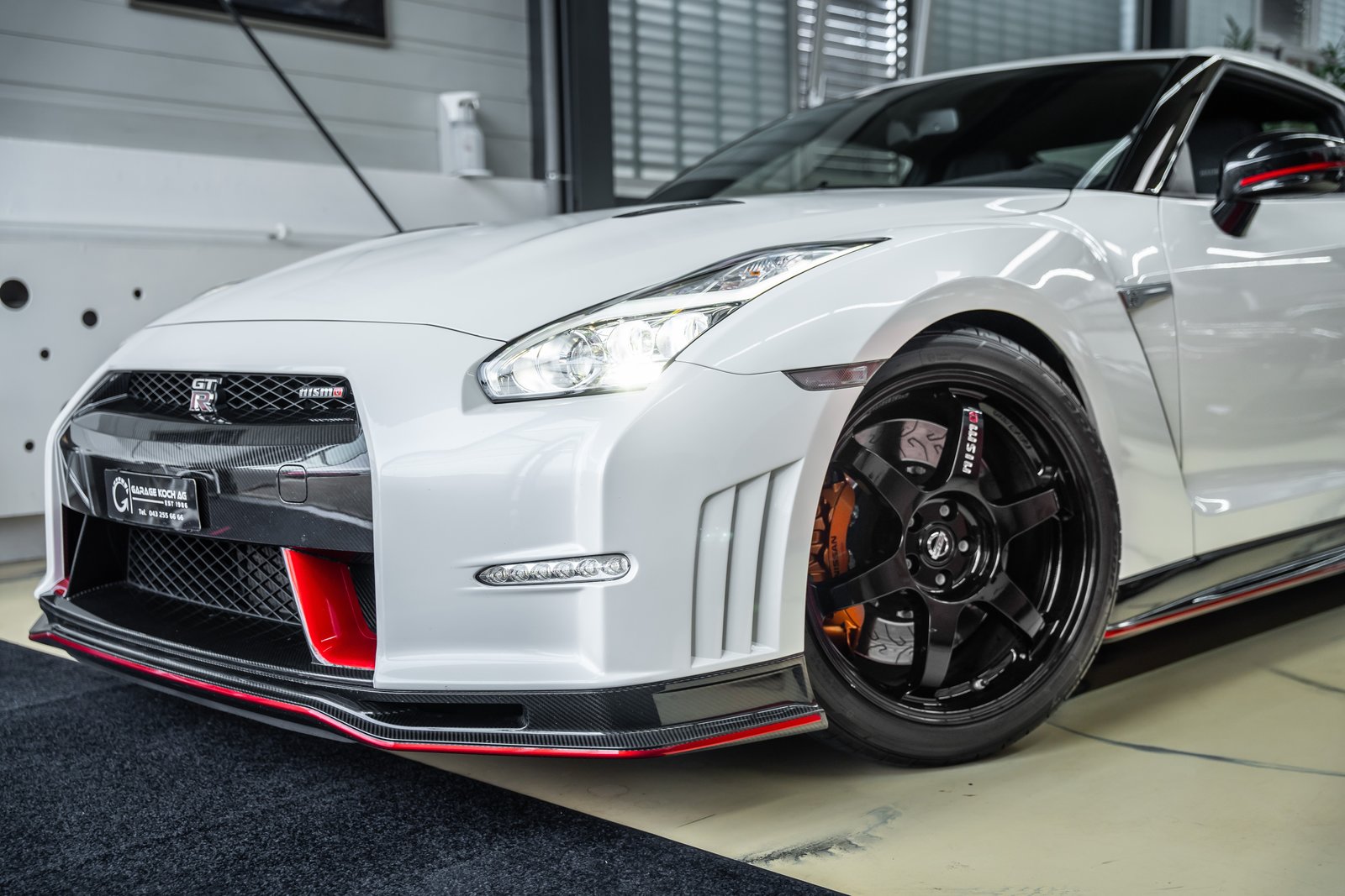 NISSAN GT-R 3.8 V6 Biturbo Nismo / NOVIDEM 750 Ps., Benzin, Occasion / Gebraucht, Automatik - 3