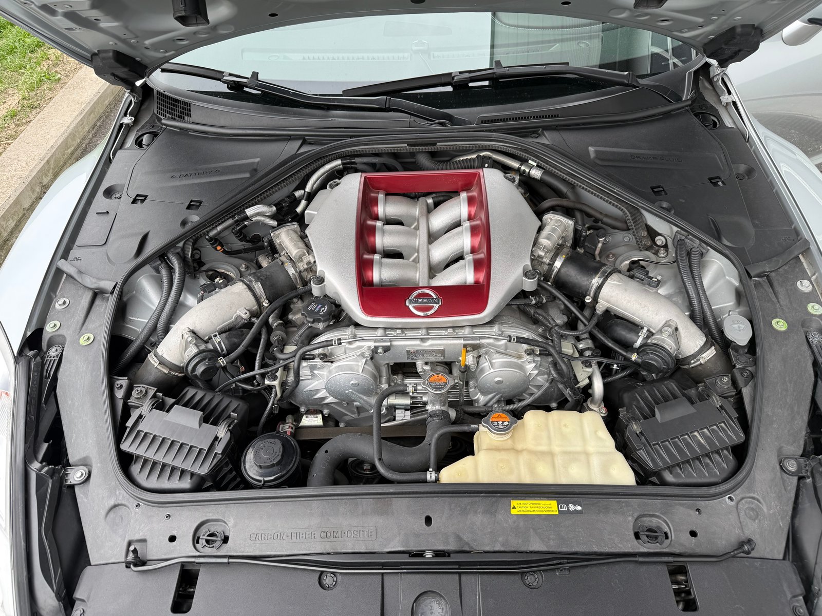 NISSAN GT-R 3.8 V6 Biturbo Black Edition, Benzin, Occasion / Gebraucht, Automatik - 7