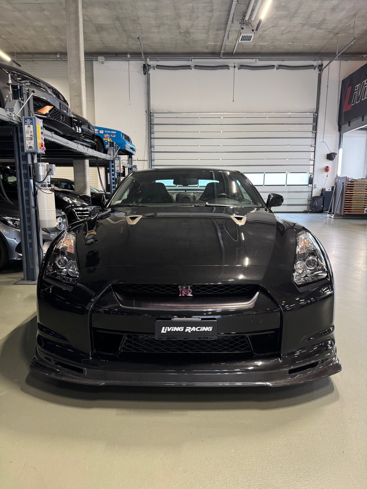 NISSAN GT-R 3.8 V6 Biturbo Black Edition, Petrol, Second hand / Used, Automatic - 5