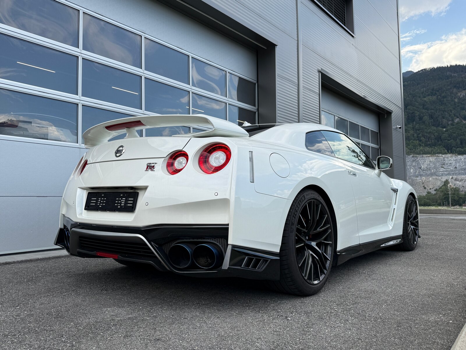 NISSAN GT-R 3.8 V6 Biturbo Black Edition, Essence, Occasion / Utilisé, Automatique - 4