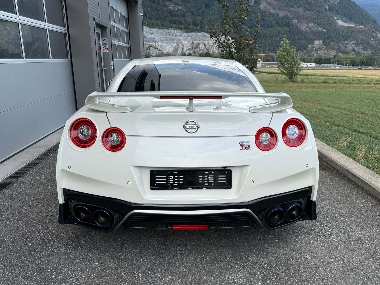 NISSAN GT-R 3.8 V6 Biturbo Black Edition, Essence, Occasion / Utilisé, Automatique - 5