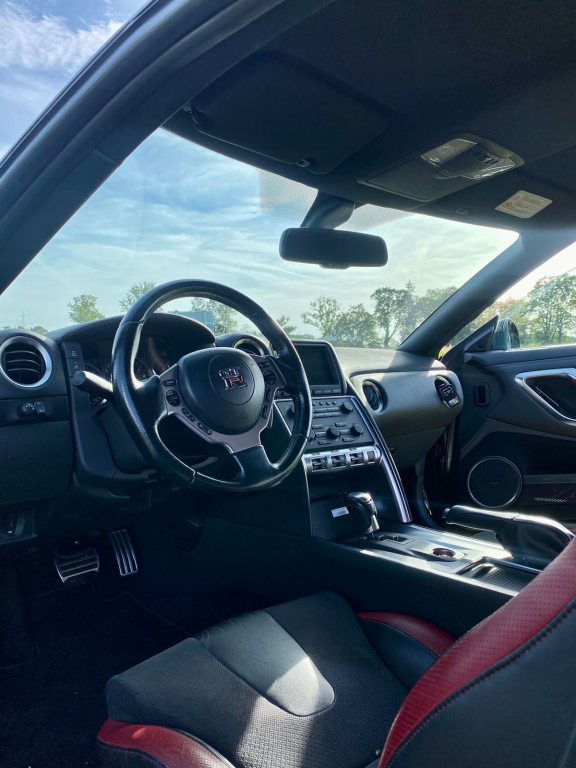 NISSAN GT-R 3.8 V6 BiT Black Edition, Petrol, Second hand / Used, Automatic - 6