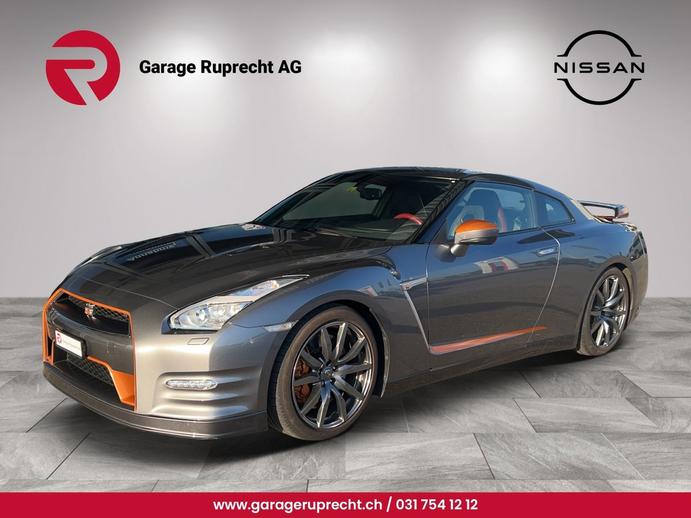 NISSAN GT-R 3.8 V6 BiT Black Edition, Petrol, Second hand / Used, Automatic