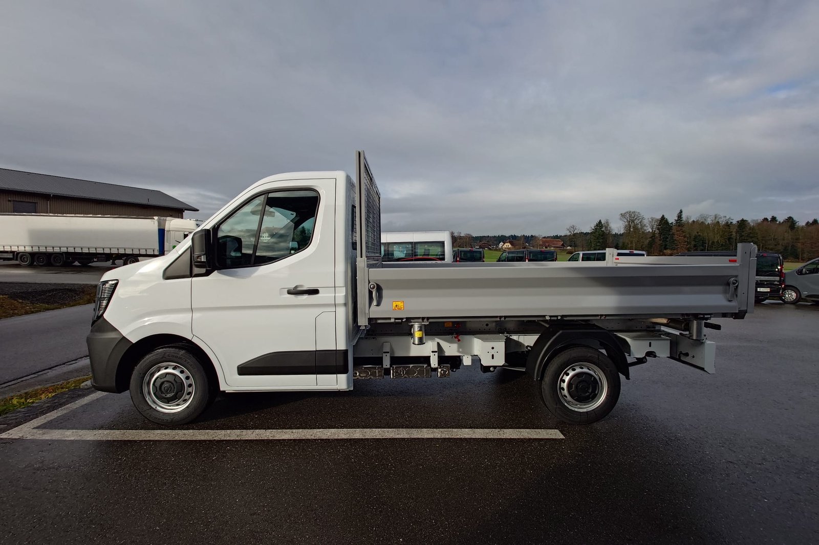 NISSAN Interstar 3.5 Kab.-Ch. KP L2H1, Diesel, New car, Manual - 3