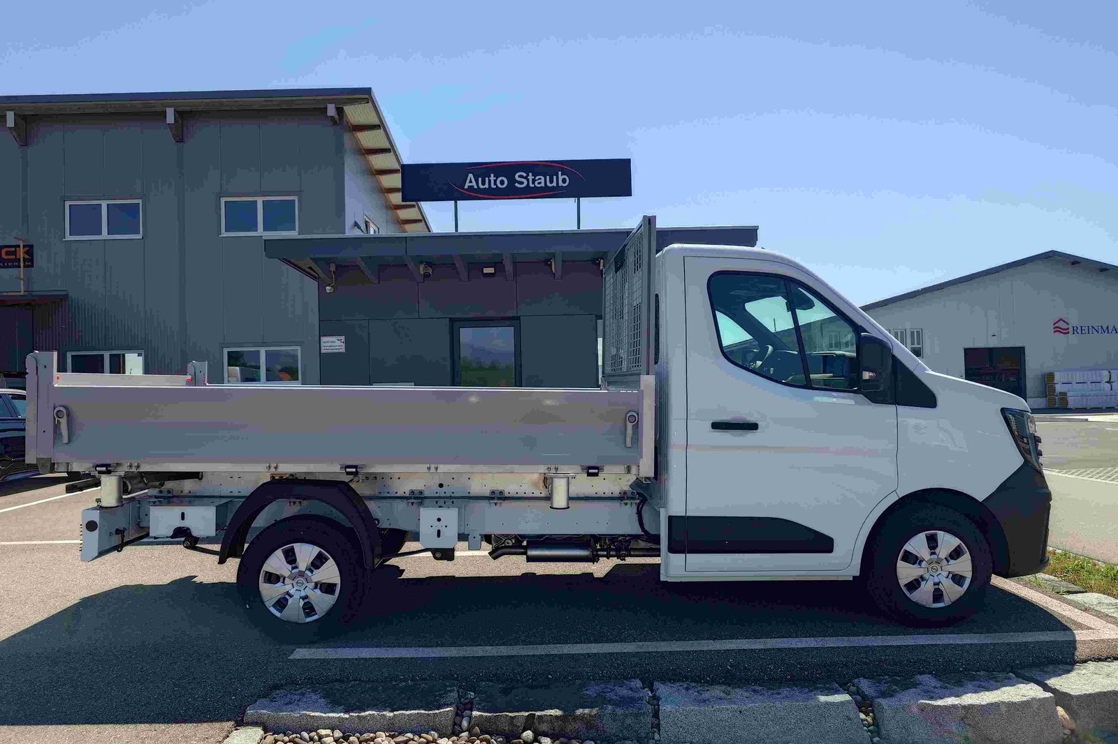 NISSAN Interstar 3.5T Dreiseitenkipper L2H1