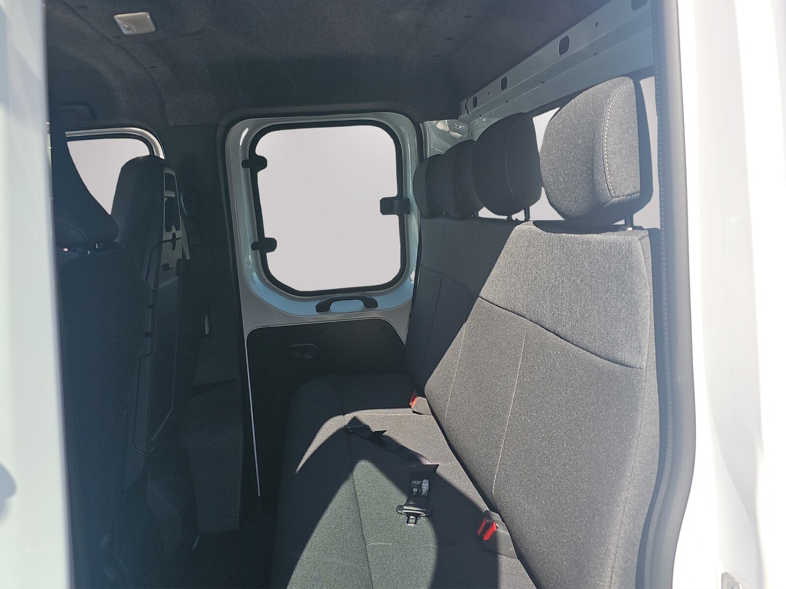 NISSAN Interstar 3.5 DKab.-Ch. L3H1 2, Diesel, Neuwagen, Automatik - 7