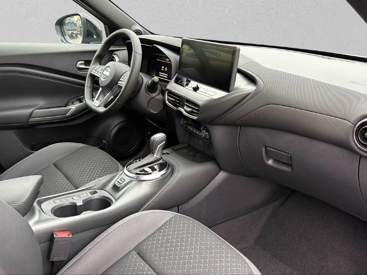 NISSAN Juke 1.6 Hybrid N-Connecta, Full-Hybrid Petrol/Electric, New car, Automatic - 6