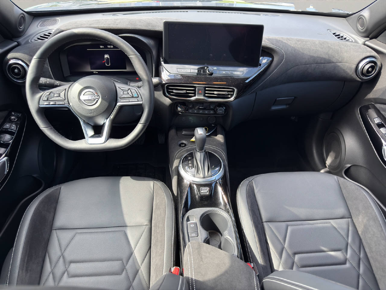 NISSAN Juke 1.6 Hybrid N-Design, Full-Hybrid Petrol/Electric, New car, Automatic - 5