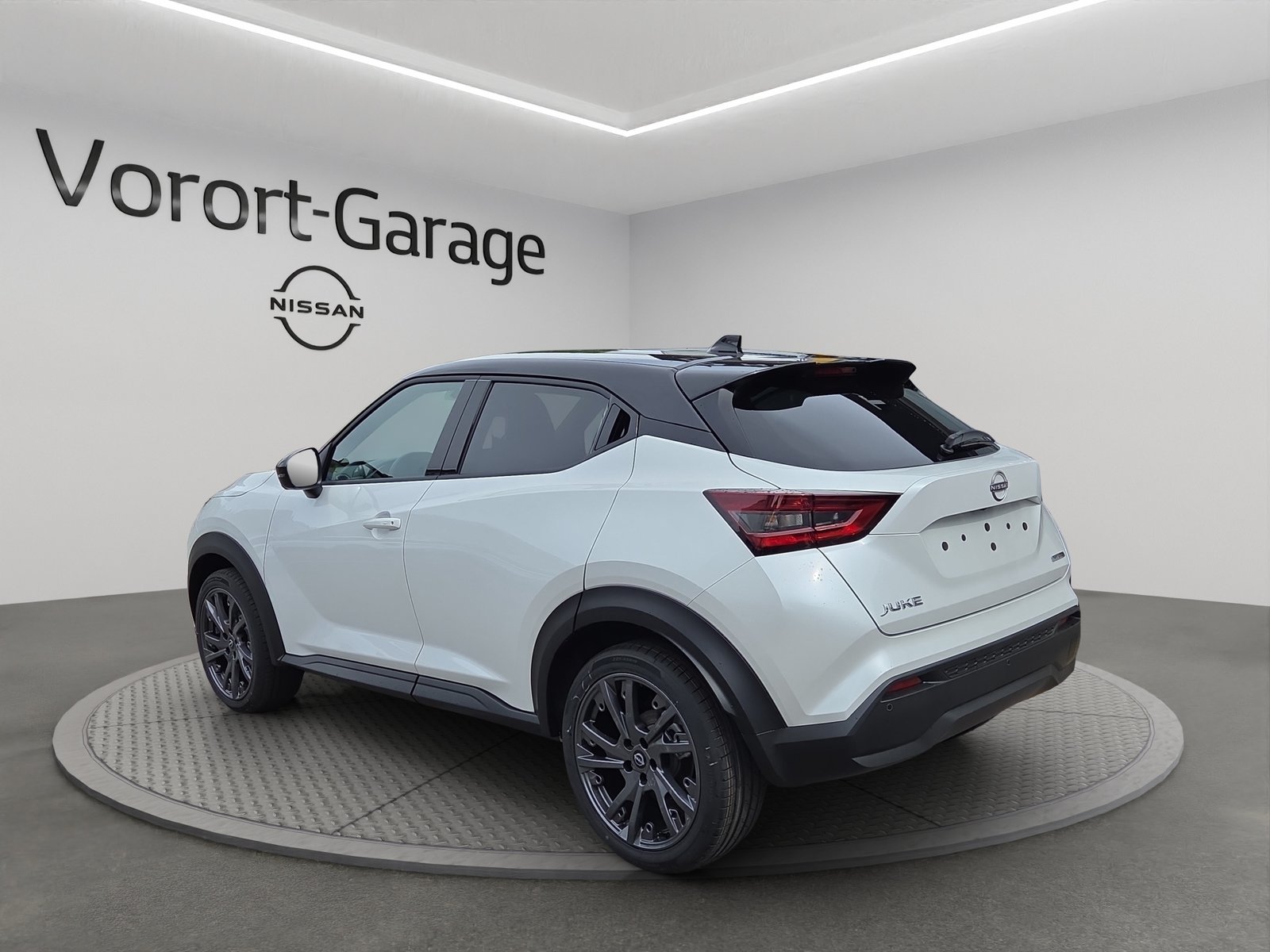 NISSAN Juke 1.6 FHEV Tekna, Full-Hybrid Petrol/Electric, New car, Automatic - 3