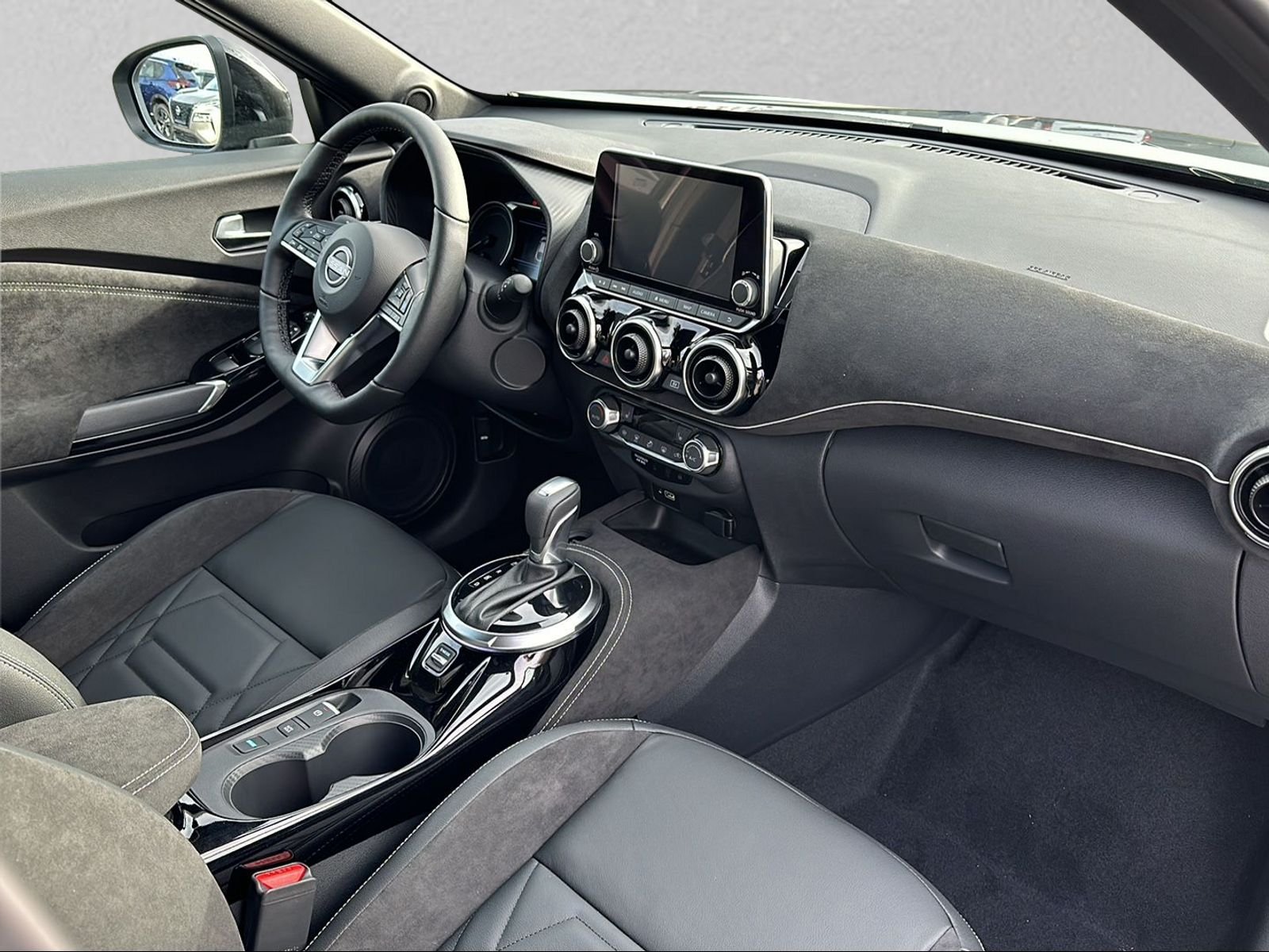 NISSAN Juke 1.6 Hybrid N-Design Automat, Voll-Hybrid Benzin/Elektro, Occasion / Gebraucht, Automatik - 6