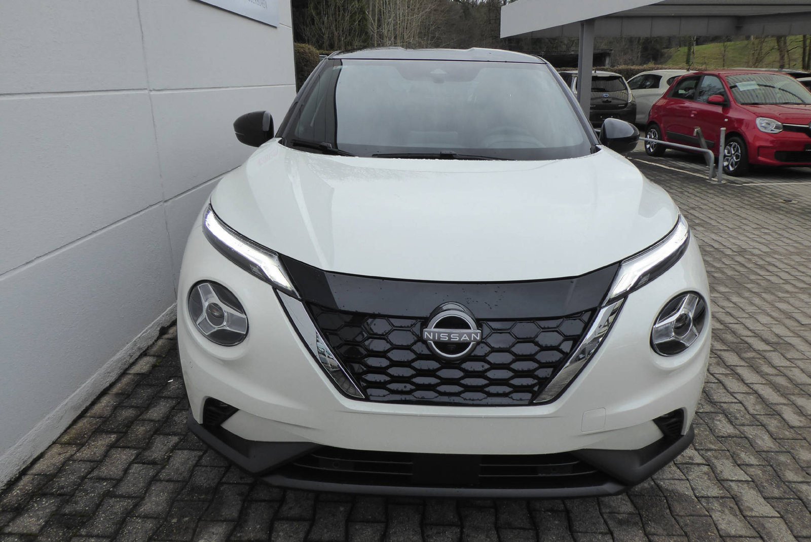 NISSAN Juke 1.6 Hybrid Tekna Aut., Full-Hybrid Petrol/Electric, Second hand / Used, Automatic - 3