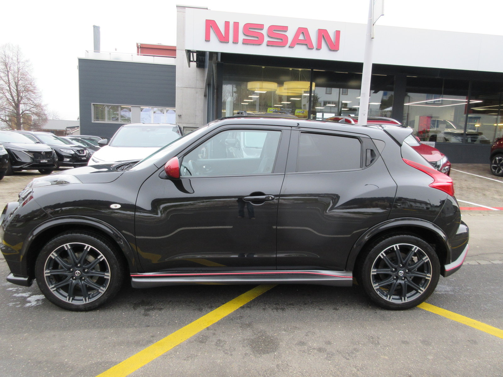 NISSAN Juke 1.6 DIG-T Nismo 4x4, Petrol, Second hand / Used, Automatic - 5
