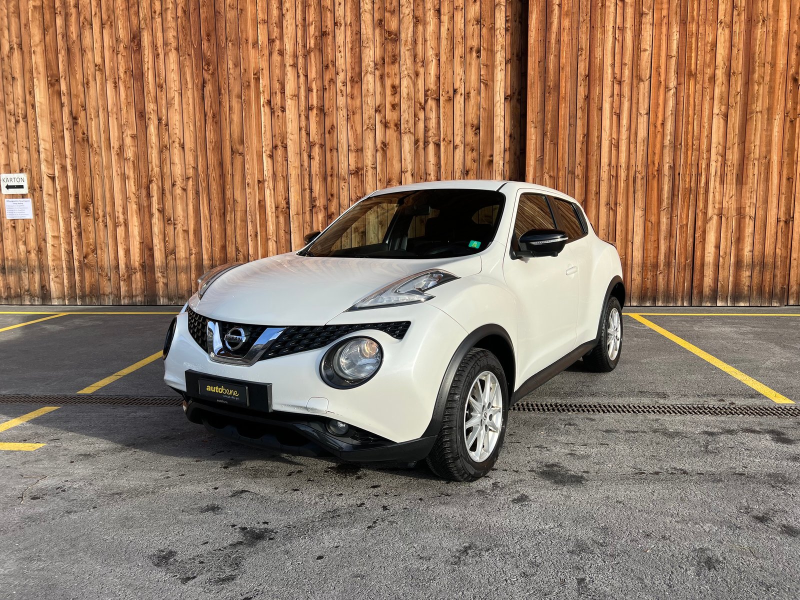 NISSAN Juke 1.2 DIG-T tekna, Petrol, Second hand / Used, Manual - 3