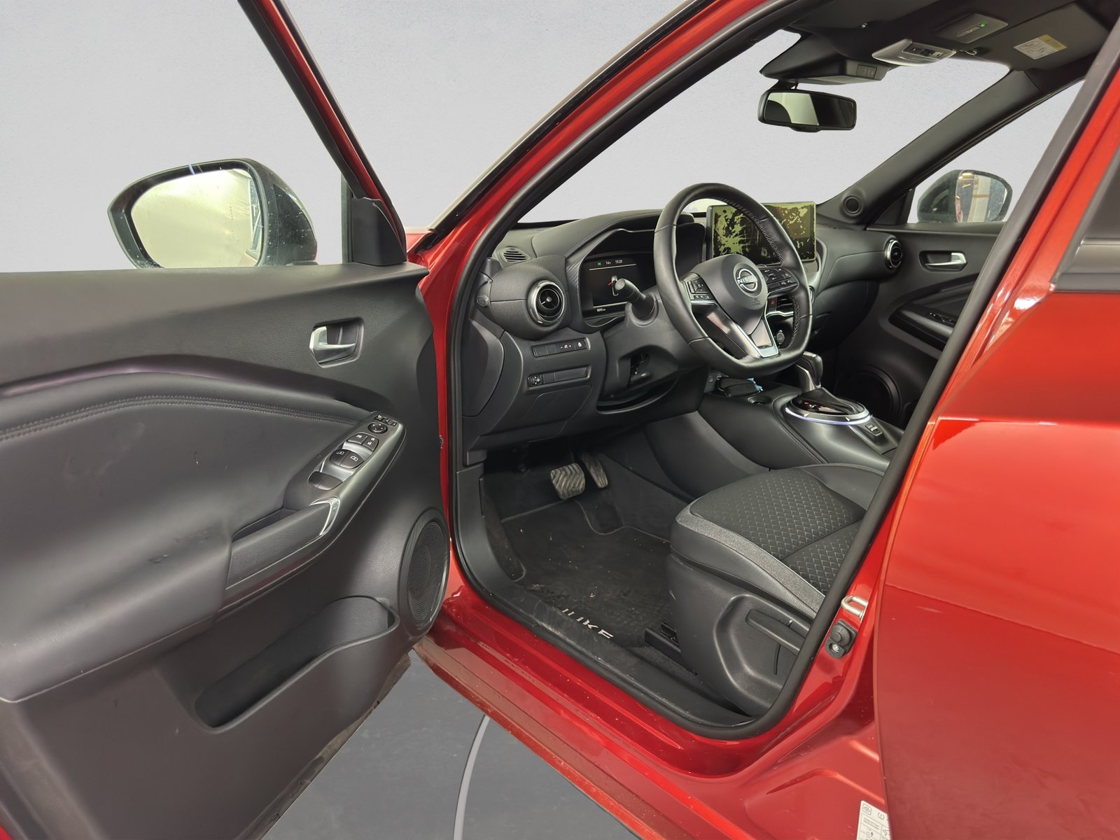 NISSAN Juke 1.6 FHEV N-Connecta, Hybride Intégral Essence/Électricité, Occasion / Utilisé - 4