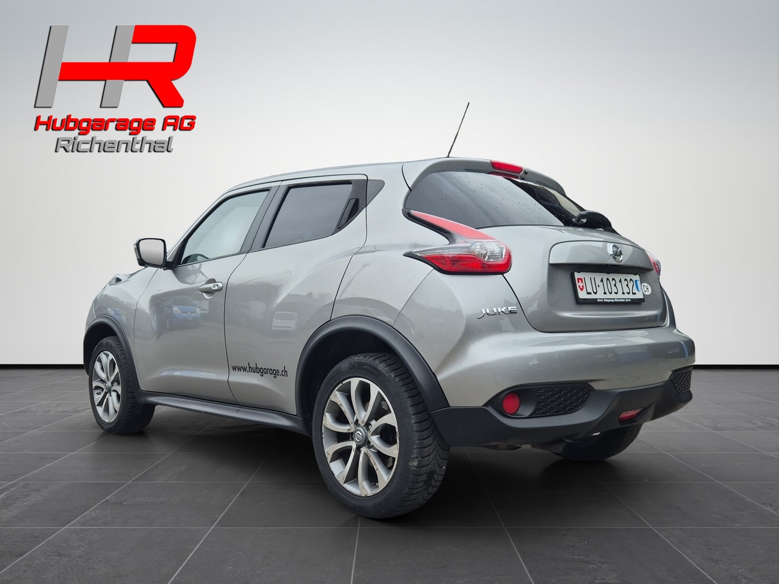 NISSAN Juke 1.6 16V Acenta, Petrol, Second hand / Used, Automatic - 3