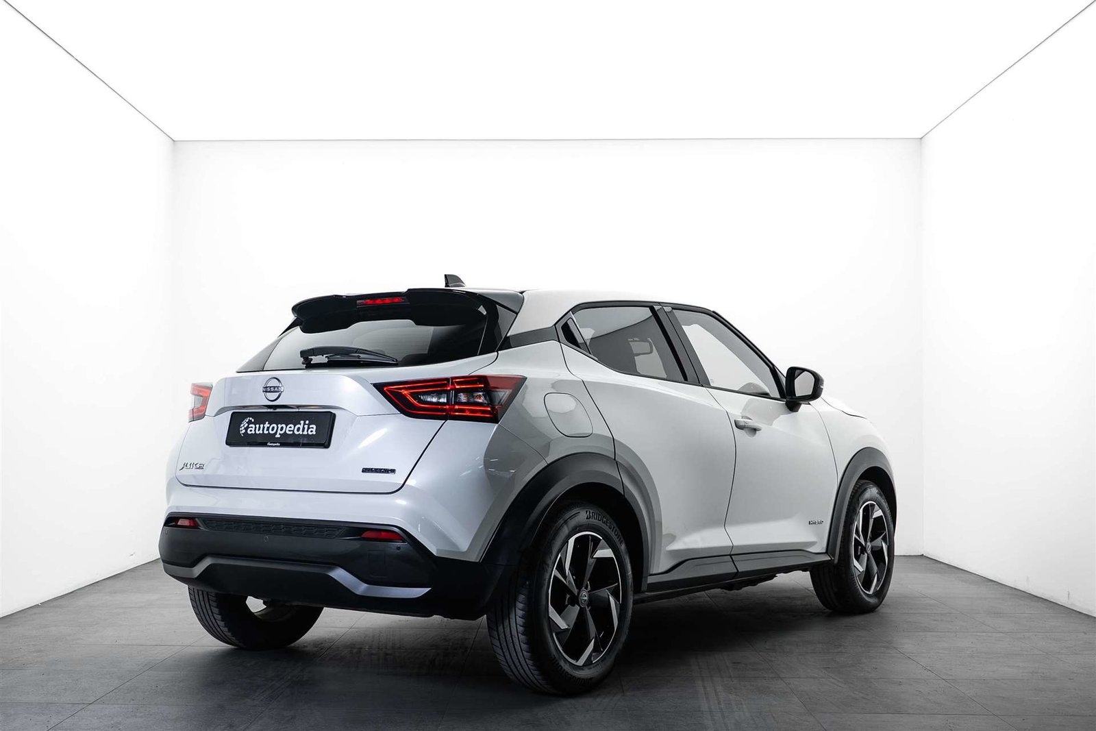 NISSAN Juke 1.6 FHEV Hybrid N-Connecta Automat, Hybride Intégral Essence/Électricité, Occasion / Utilisé, Automatique - 3