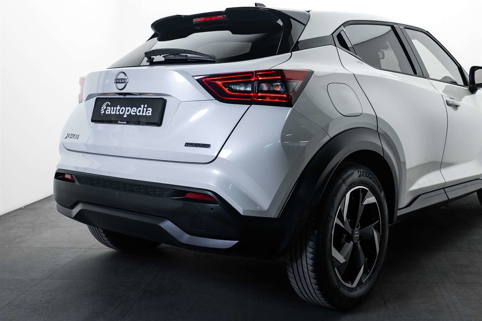 NISSAN Juke 1.6 FHEV Hybrid N-Connecta Automat, Hybride Intégral Essence/Électricité, Occasion / Utilisé, Automatique - 4