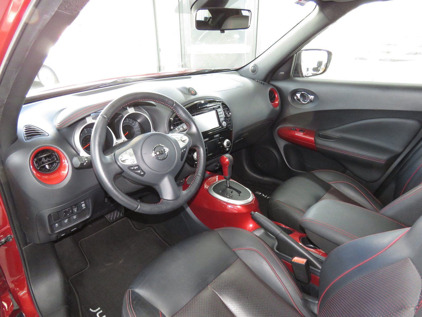 NISSAN Juke 1.6 DIG-T tekna 4x4 Xtronic M-CVT, Essence, Occasion / Utilisé, Automatique - 7