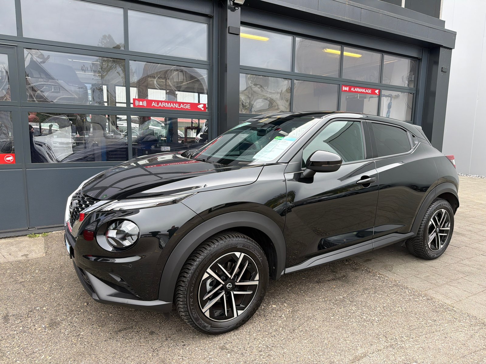 NISSAN Juke 1.0 DIG-T N-Connecta DCT, Benzin, Occasion / Gebraucht, Automatik - 2