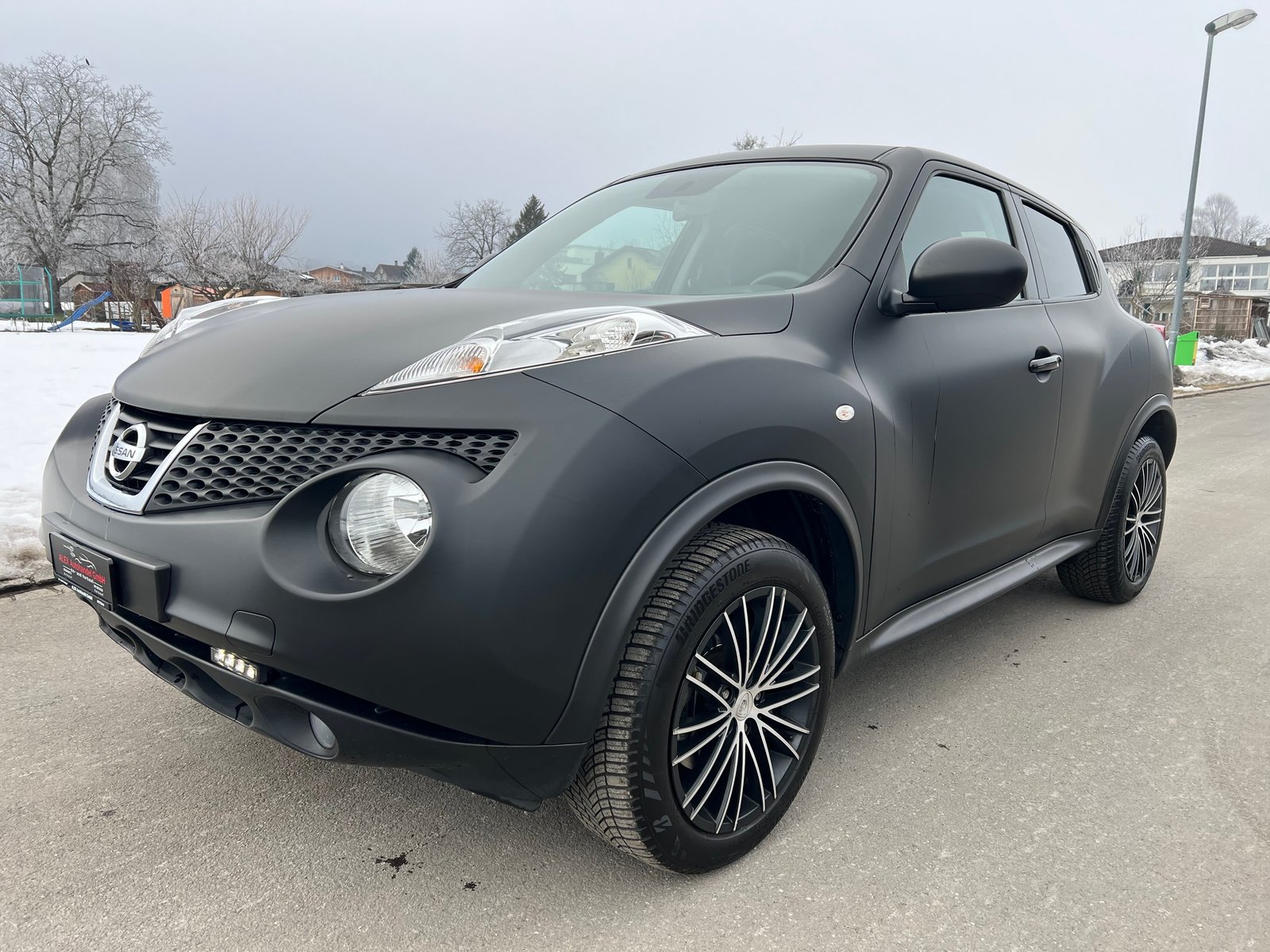 NISSAN Juke 1.6 DIG-T Shiro Pure Black