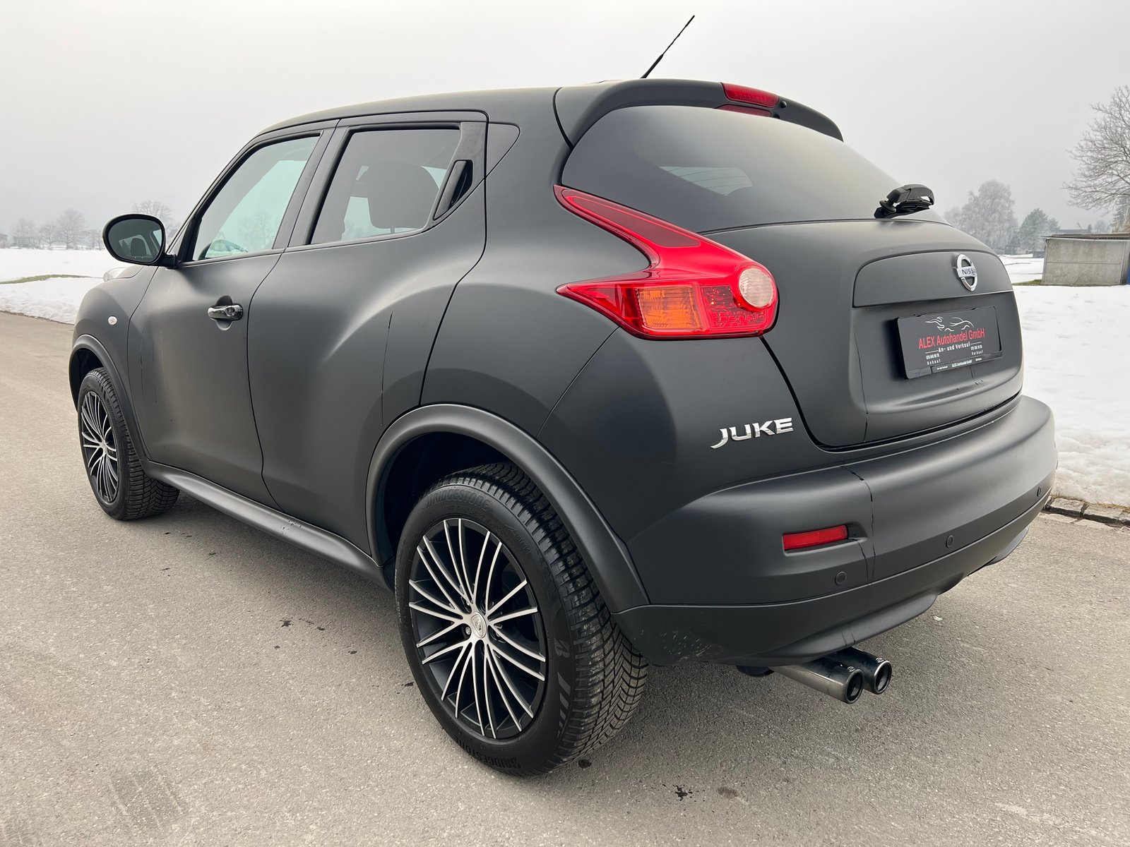 NISSAN Juke 1.6 DIG-T Shiro Pure Black, Benzina, Occasioni / Usate, Manuale - 4