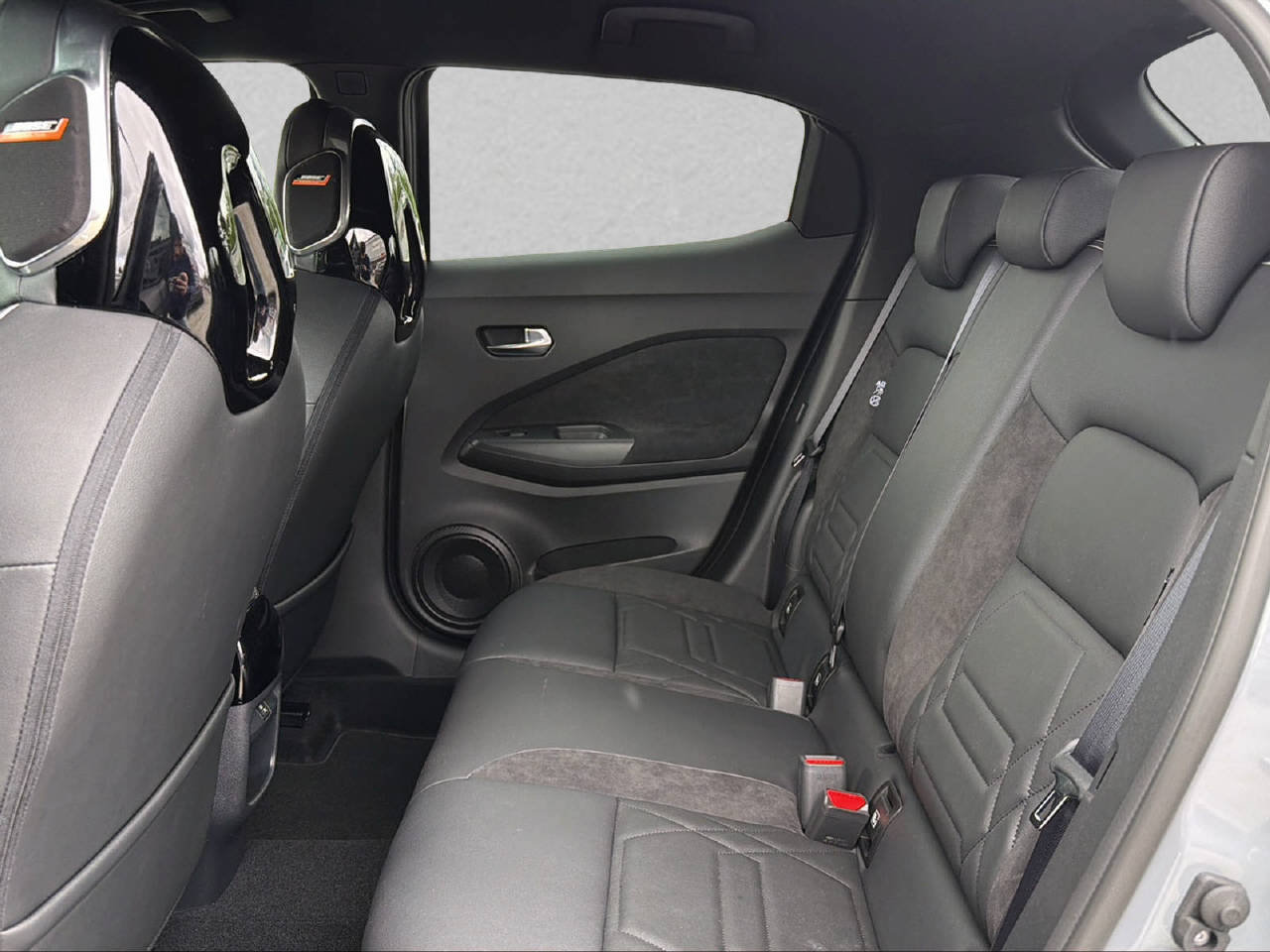 NISSAN Juke 1.6 Hybrid N-Design Automat, Hybride Integrale Benzina/Elettrica, Occasioni / Usate, Automatico - 7