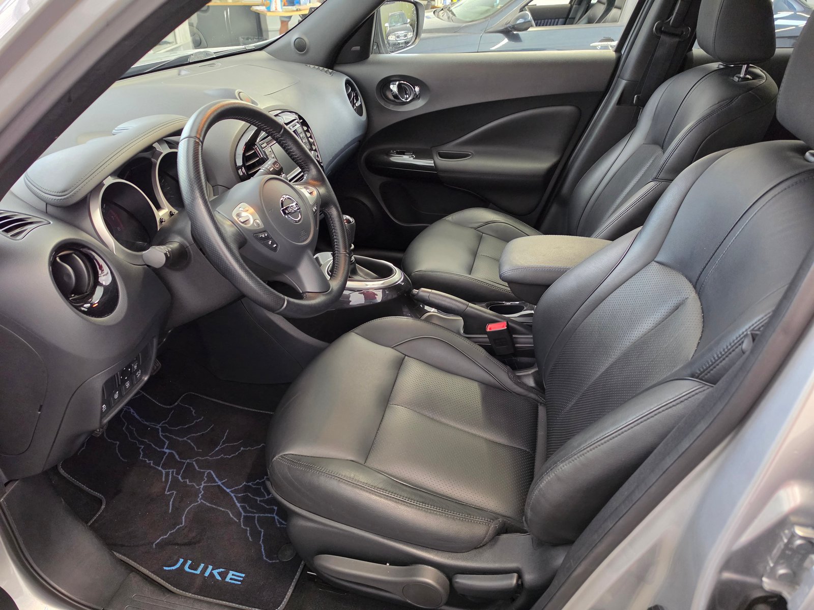 NISSAN Juke 1.6 DIG-T tekna, Benzina, Occasioni / Usate, Manuale - 4