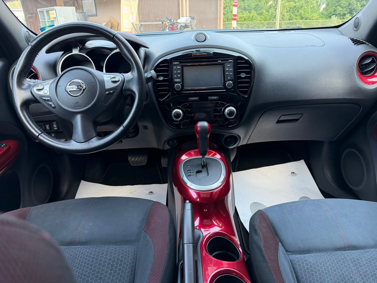 NISSAN Juke 1.6 DIG-T tekna 4x4 Xtronic M-CVT, Benzin, Occasion / Gebraucht, Automatik - 7