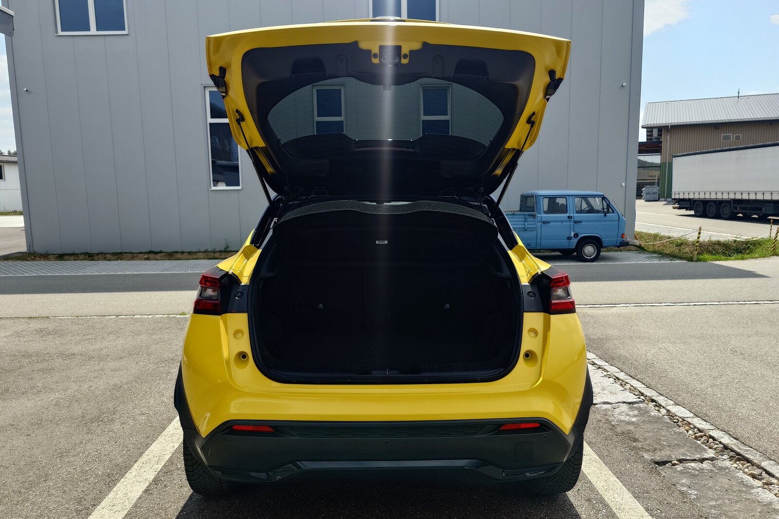 NISSAN Juke 1.6 Hybrid N-Sport, Hybride Intégral Essence/Électricité, Occasion / Utilisé, Automatique - 6