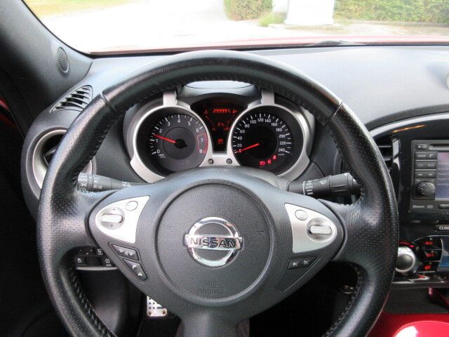 NISSAN Juke 1.6 DIG-T Tekna 4x4, Benzin, Occasion / Gebraucht, Automatik - 7