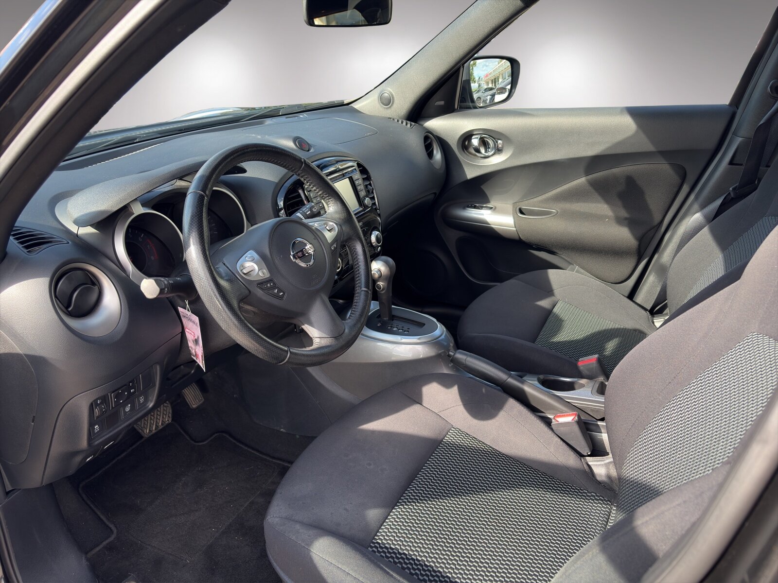 NISSAN Juke 1.6 16V Acenta, Benzin, Occasion / Gebraucht, Automatik - 6