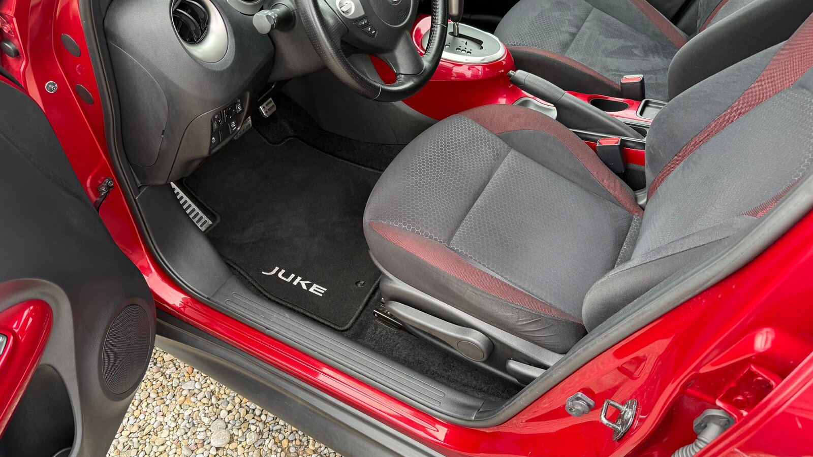 NISSAN Juke 1.6 DIG-T tekna 4x4 Xtronic M-CVT, Petrol, Second hand / Used, Automatic - 5