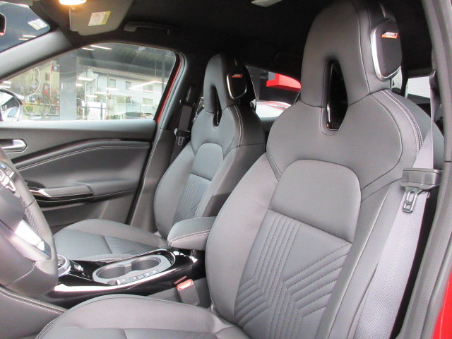 NISSAN Juke 1.6 Hybrid Tekna, Hybride Integrale Benzina/Elettrica, Auto dimostrativa, Automatico - 7