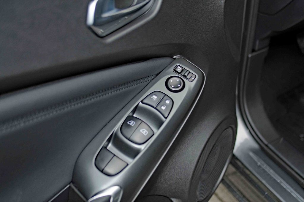 NISSAN Juke 1.0 DIG-T N-Connecta DCT, Petrol, Ex-demonstrator, Automatic - 7