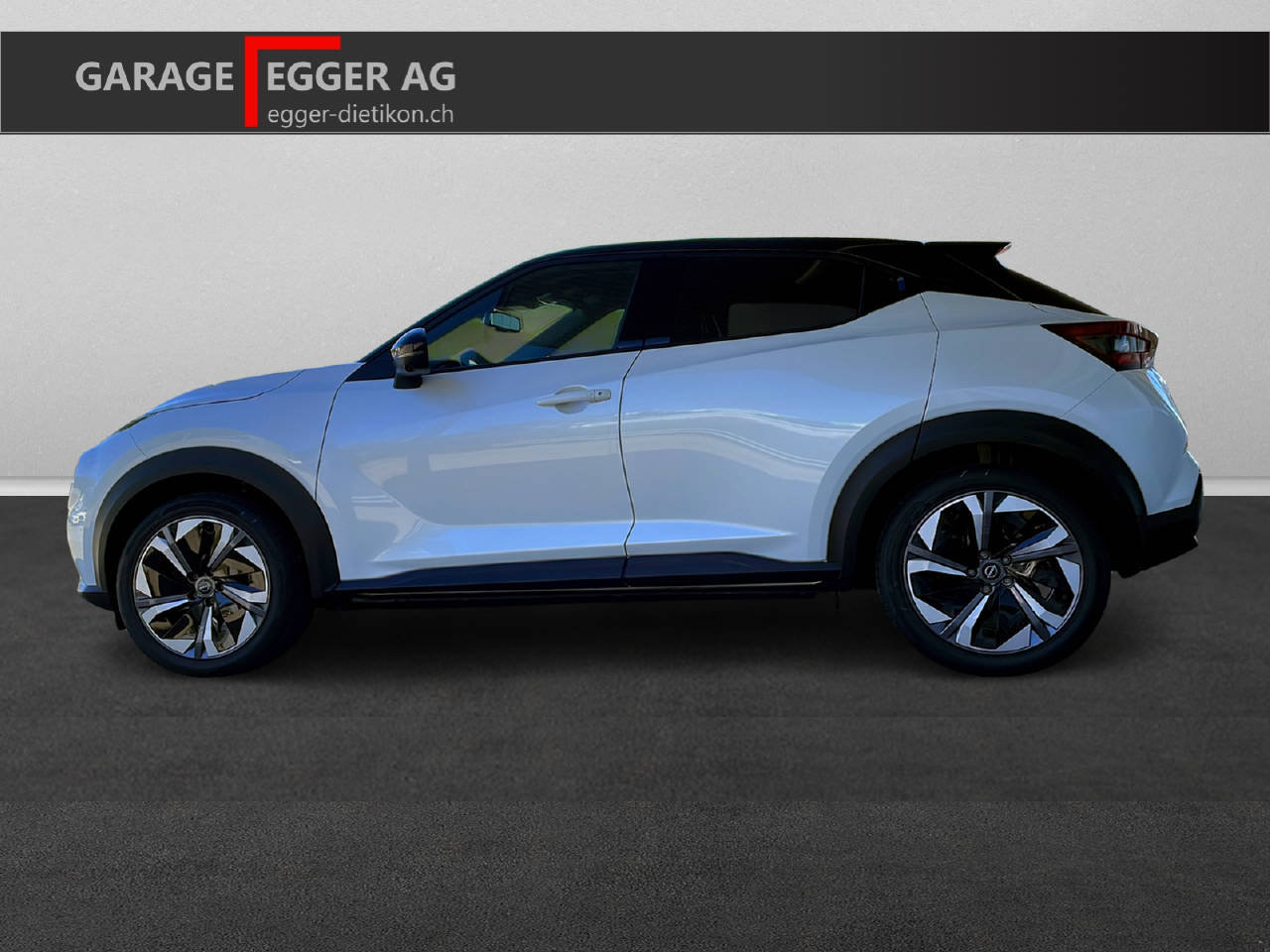 NISSAN Juke 1.6 Hybrid Tekna, Full-Hybrid Petrol/Electric, Ex-demonstrator, Automatic - 2