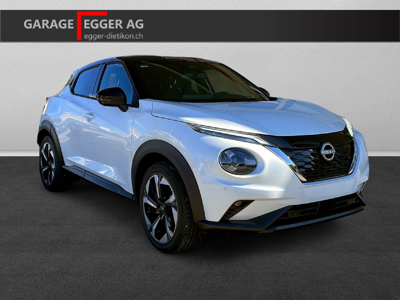 NISSAN Juke 1.6 Hybrid Tekna, Full-Hybrid Petrol/Electric, Ex-demonstrator, Automatic - 4